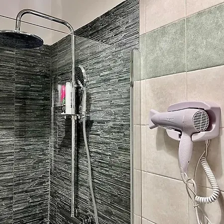 Apartman Loft Deluxe Metro Bengasi *