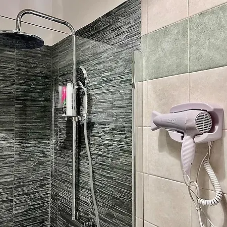 Apartamento Loft Deluxe Metro Bengasi *